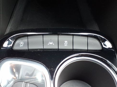 Used 2020 Buick Encore GX Select w/ Sport Touring Package FWD image 21