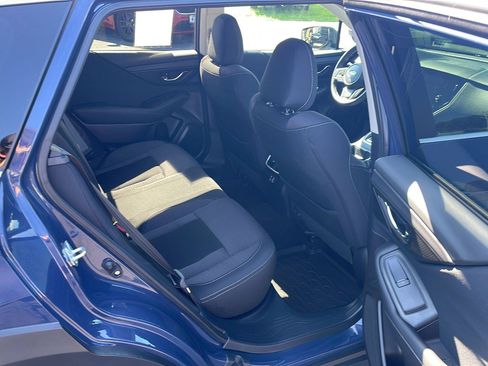 Used 2025 Subaru Outback Premium AWD/4WD image 26