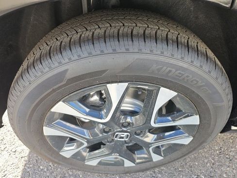 New 2026 Honda HR-V EX-L image 17