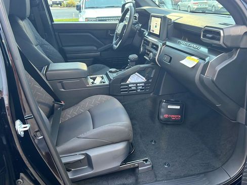 New 2025 Toyota Tacoma SR5 image 12