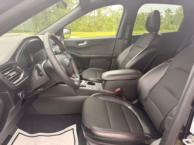 Used 2026 Ford Escape ST-Line FWD image 5