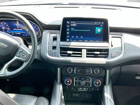 Used 2023 Chevrolet Tahoe Z71 w/ Luxury Package AWD/4WD image 21