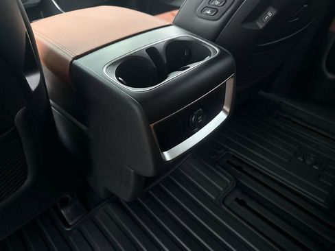 New 2026 Kia Carnival EX FWD image 27