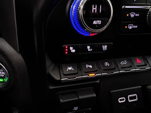 Certified 2020 GMC Sierra 1500 Denali w/ Denali Ultimate Package image 22