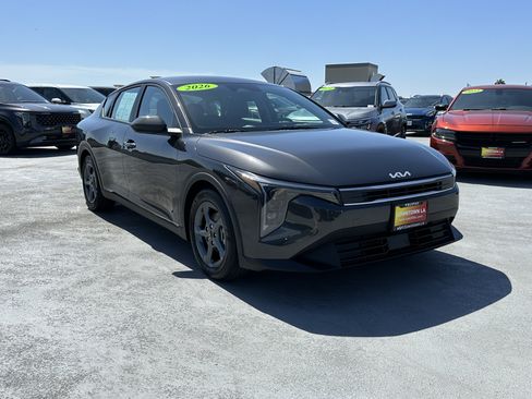 Certified 2026 Kia K4 FWD image 10