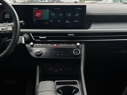 Used 2025 Hyundai Sonata SEL FWD image 17