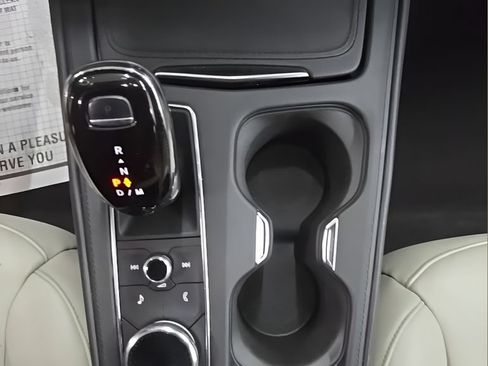 Used 2023 Cadillac XT4 Luxury FWD image 37