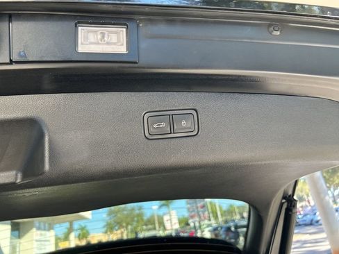 Used 2024 Genesis GV70 2.5T w/ Sport Prestige Package image 34