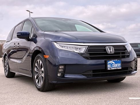 Certified 2023 Honda Odyssey EX-L image 10