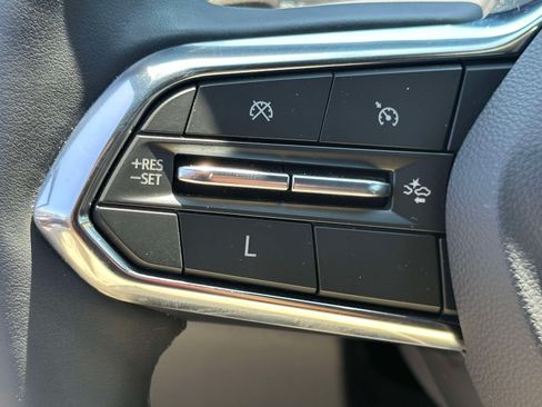 Certified 2025 Chevrolet Equinox LT w/ Safety and Technology Package AWD/4WD image 20