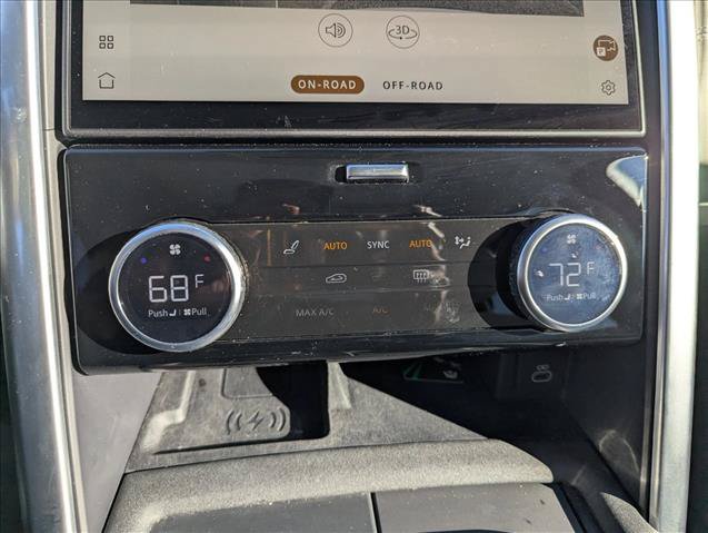 Used 2024 Land Rover Discovery S AWD/4WD image 20
