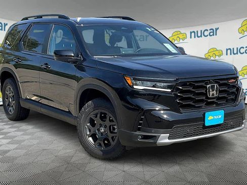 New 2025 Honda Pilot TrailSport image 1