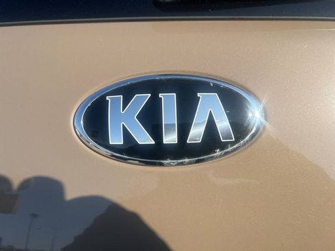 Used 2014 Kia Soul + w/ Primo Package image 36