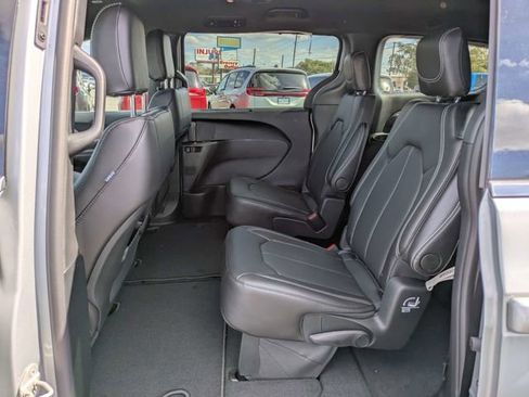 New 2026 Chrysler Voyager LX FWD image 16