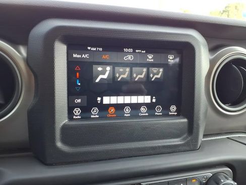 Used 2023 Jeep Wrangler Unlimited Sport AWD/4WD image 22
