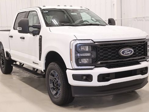 New 2026 Ford F350 XL w/ STX Appearance Package AWD/4WD image 3