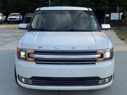Used 2019 Ford Flex Limited AWD/4WD image 2