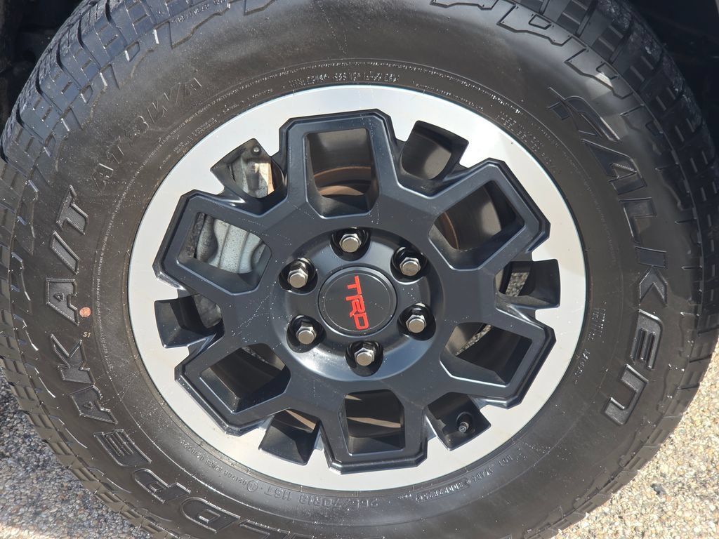 Used 2025 Toyota 4Runner TRD Off-Road Premium w/ Tow Technology Package AWD/4WD image 21
