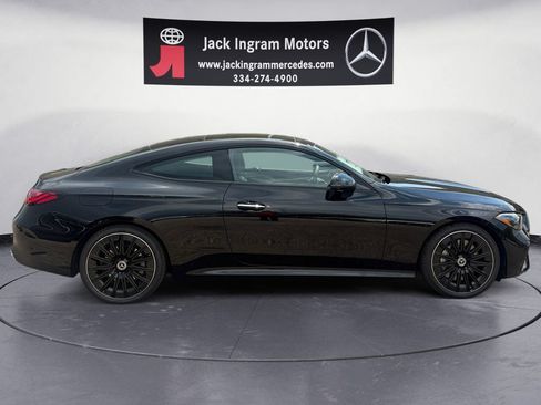 New 2026 Mercedes-Benz CLE 450 4MATIC Coupe image 6