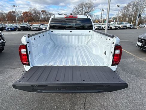 New 2026 GMC Canyon Elevation image 29