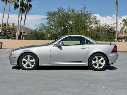 Used 2001 Mercedes-Benz SLK 320 image 3