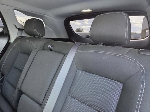 Used 2024 GMC Terrain SLE w/ Driver Convenience Package FWD image 30