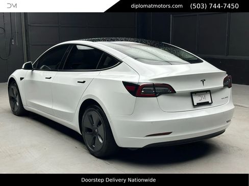 Used 2021 Tesla Model 3 Long Range image 4