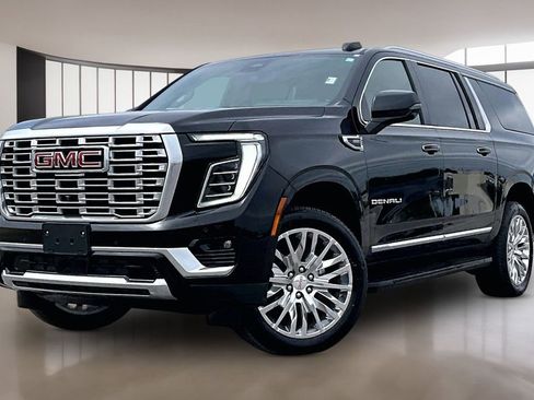 Used 2025 GMC Yukon XL Denali AWD/4WD image 1