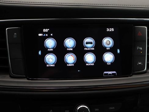 Used 2018 Buick Enclave Premium FWD image 21