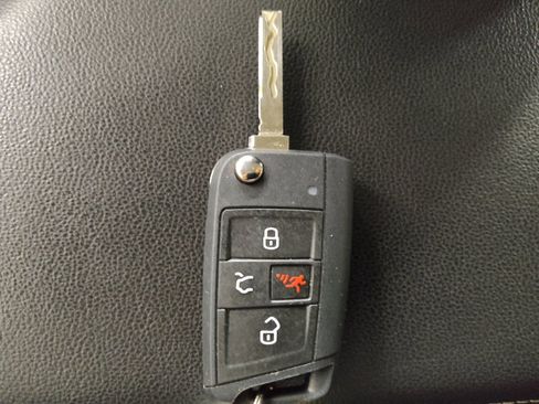 Used 2023 Volkswagen Jetta S FWD image 32
