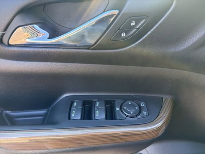 Used 2023 GMC Acadia SLE w/ Driver Convenience Package