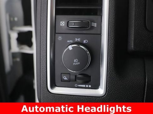 Used 2021 RAM 1500 Classic Warlock image 18
