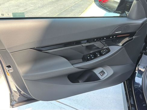 New 2026 BMW 530i w/ M Sport Package RWD image 15