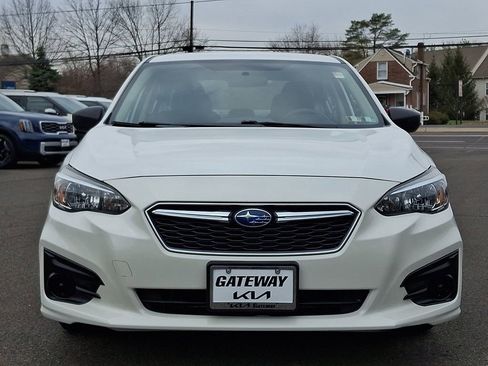 Used 2019 Subaru Impreza 2.0i image 2