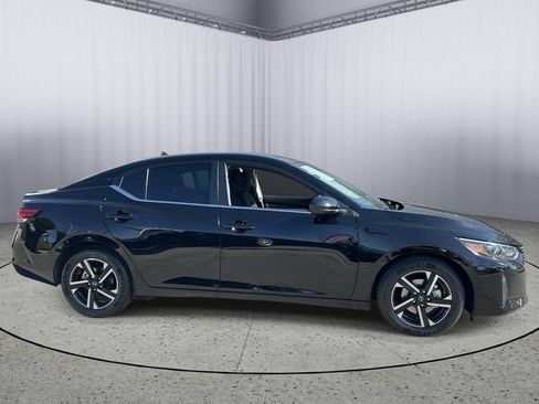 Used 2025 Nissan Sentra SV FWD image 6