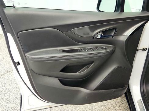 Used 2019 Buick Encore Preferred AWD/4WD image 10