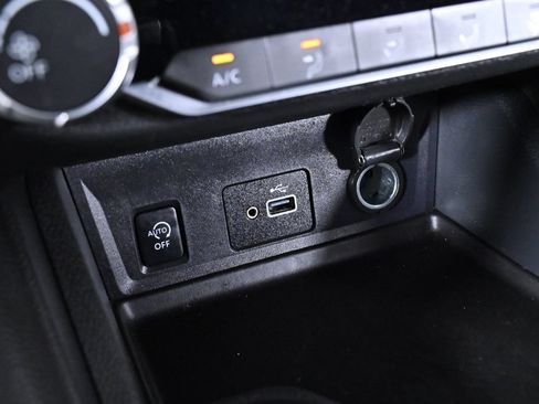Certified 2024 Nissan Sentra S FWD image 18