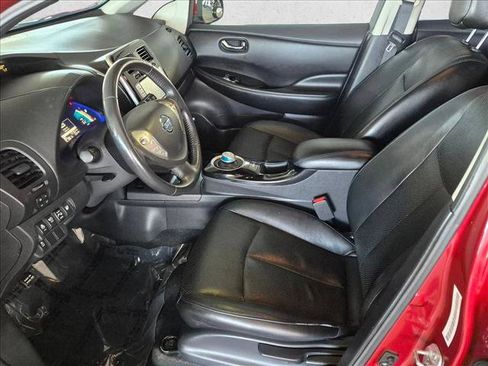 Used 2015 Nissan Leaf SL w/ Premium Package FWD image 16
