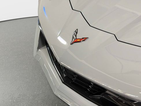 Used 2025 Chevrolet Corvette Z06 w/ Battery Protection Package RWD image 10