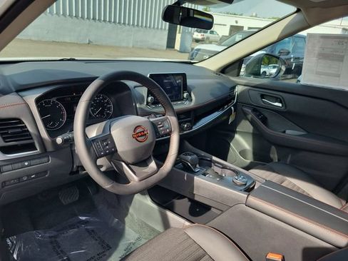 New 2026 Nissan Rogue SV AWD/4WD image 7