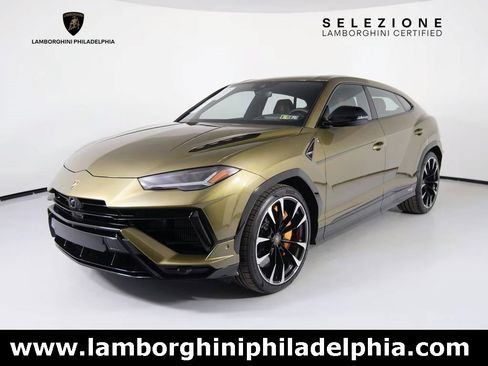 Used 2024 Lamborghini Urus S image 1