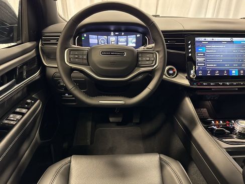 New 2026 Jeep Grand Wagoneer Limited AWD/4WD image 3