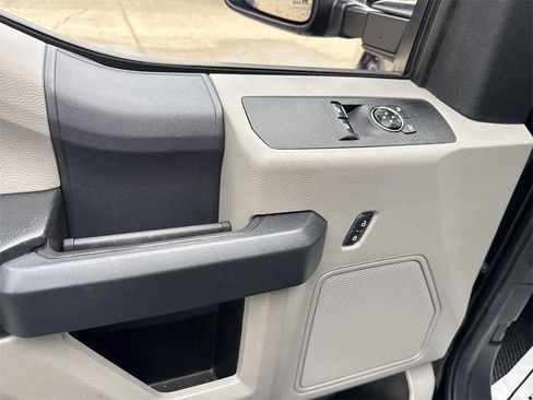 Used 2022 Ford F350 XL w/ STX Appearance Package image 12