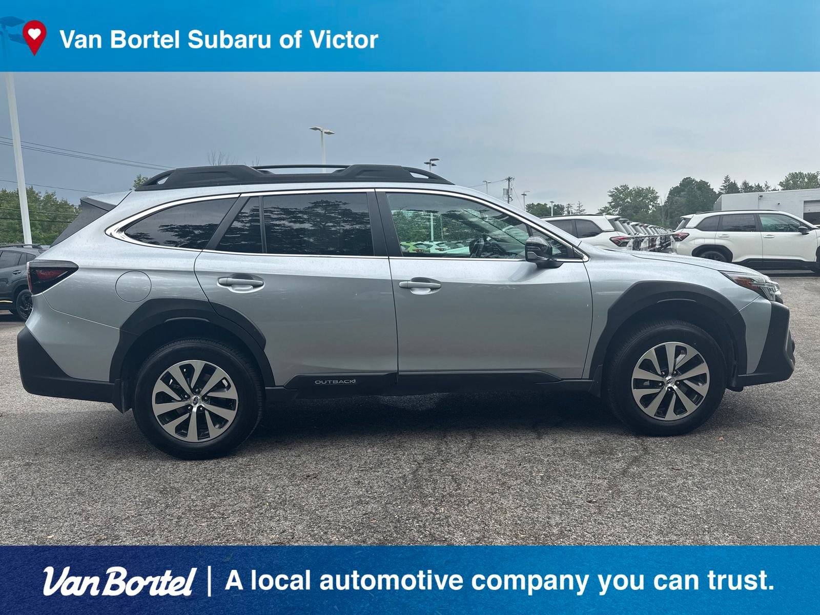 Used 2025 Subaru Outback Premium AWD/4WD image 7