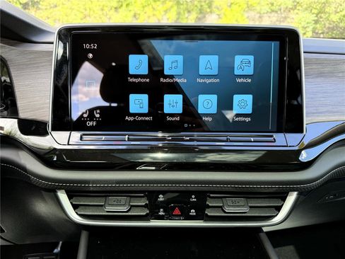 New 2026 Volkswagen Atlas SEL Premium R-Line image 12