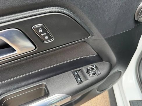 Certified 2023 Ford Mustang Coupe RWD image 11