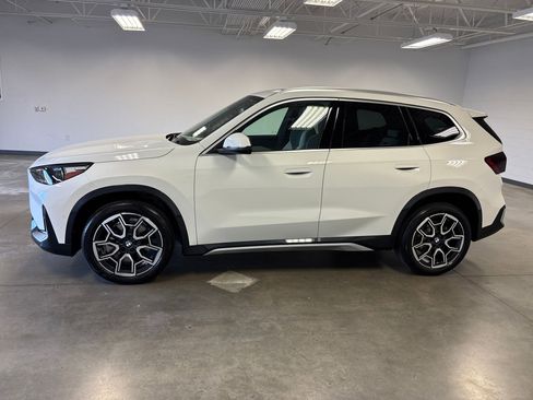 New 2026 BMW X1 xDrive28i w/ Convenience Package image 2