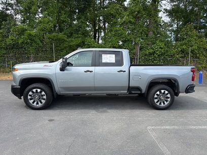 Used 2025 Chevrolet Silverado 2500 Custom w/ Custom Convenience Package