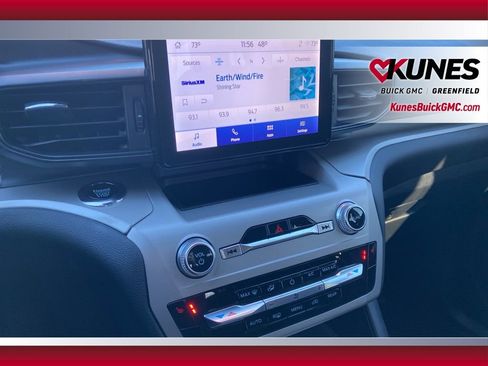 Used 2023 Ford Explorer XLT image 24