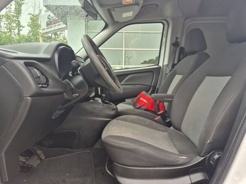 Used 2019 RAM ProMaster City Tradesman FWD image 12